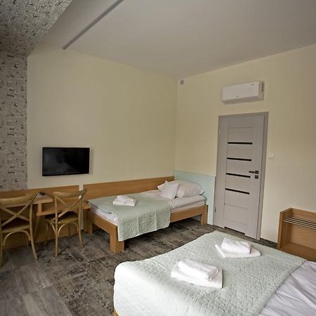 Motelik Grosar Gorlice Eksteriør billede