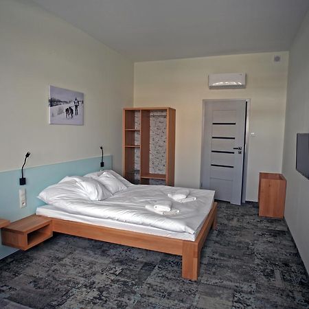 Motelik Grosar Gorlice Eksteriør billede
