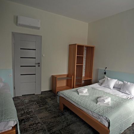 Motelik Grosar Gorlice Eksteriør billede