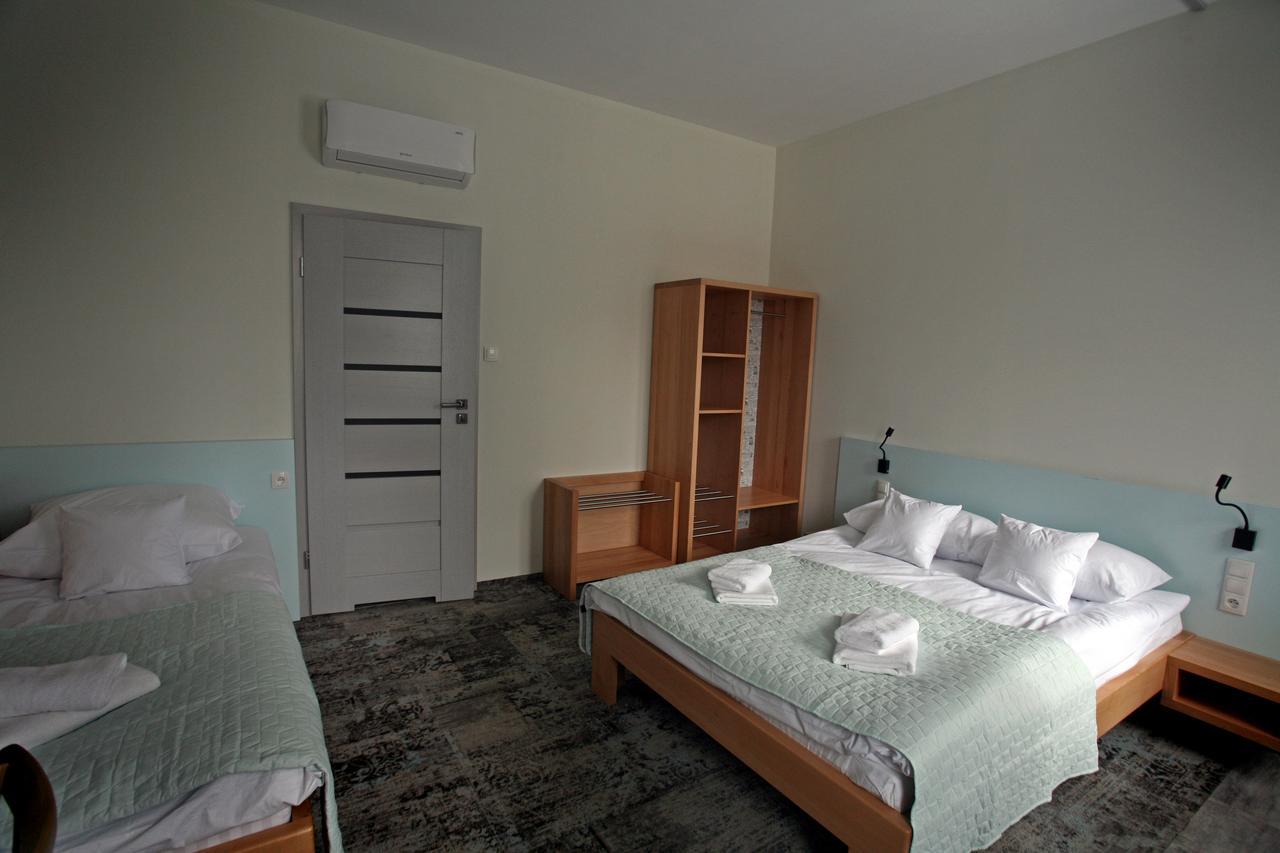 Motelik Grosar Gorlice Eksteriør billede